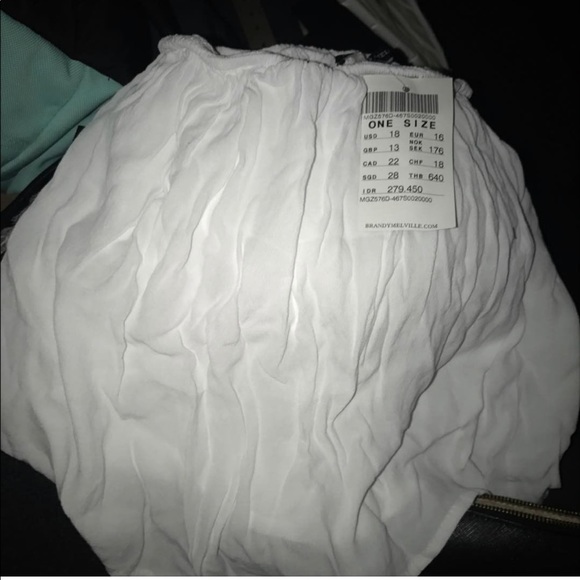 Brandy Melville Gingham Top - Picture 2 of 2